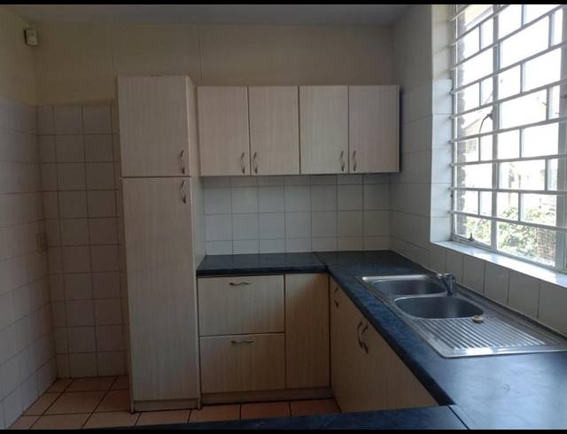 2 BEDROOM PROPERTY TO RENT IN SUNNYSIDE